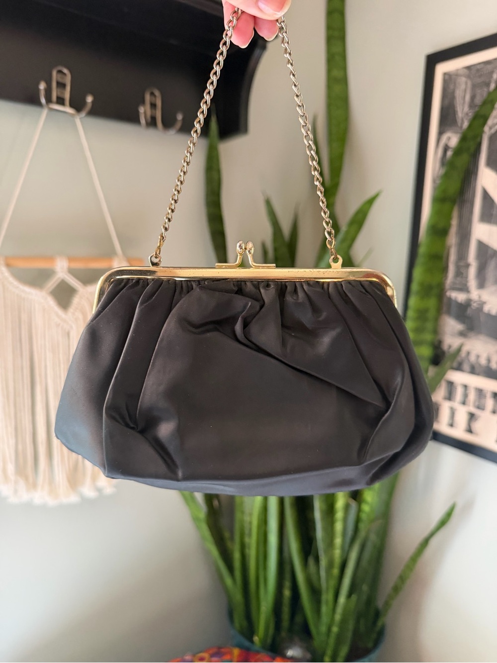 VTG 50s HL Harry Levine Black Satin Kiss-Lock Evening Bag